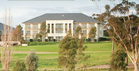 Yarra Valley Lodge - Broome Tourism 0