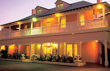 Clifton Lodge - Broome Tourism 1