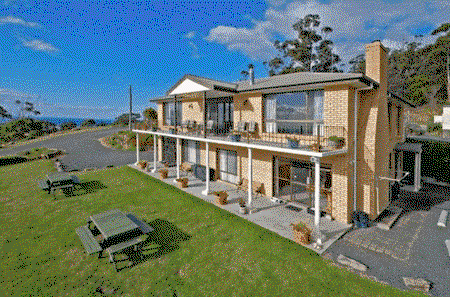 Bichenos Ocean View Retreat - Broome Tourism 0