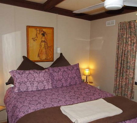 Lyle Hill Accommodation - Broome Tourism 2
