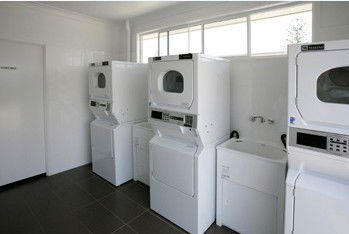 Scarborough Holiday Village - Broome Tourism 0