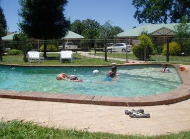 Banjo’s All Seasons Accommodation - Broome Tourism 5