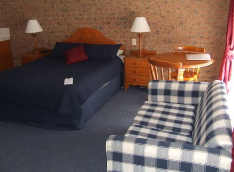 Swaggers Motor Inn, Yass - Broome Tourism 3
