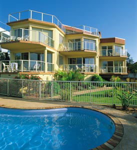 Baywatch Luxury Apartments - Broome Tourism 0