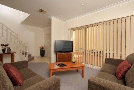 Apartments At Kew - Broome Tourism 1