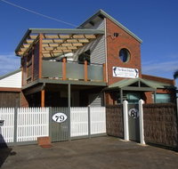 Black Dolphin Townhouse and Apartment - Broome Tourism