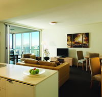 Oaks Festival Towers - Broome Tourism