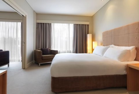 Crowne Plaza Hunter Valley - Broome Tourism 0