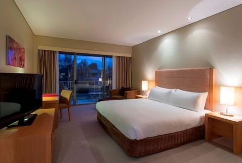 Crowne Plaza Hunter Valley - Broome Tourism 4