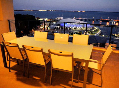 Harbour Lights - Broome Tourism 0