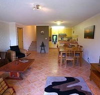 Bomboras Lennox Head - Broome Tourism
