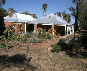 Avondale Discovery Farm - Broome Tourism