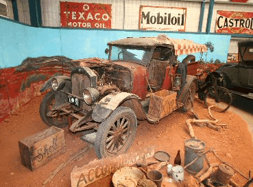 The Motor Museum - Broome Tourism 0