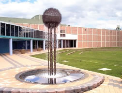 Orange Regional Gallery - Broome Tourism 0