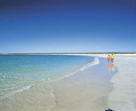 Gnaraloo - Broome Tourism 0