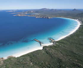 Lucky Bay - Broome Tourism 0