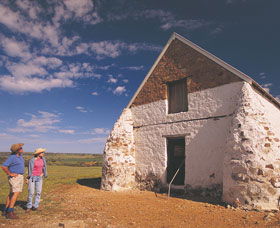 Oakabella Homestead - Broome Tourism 0