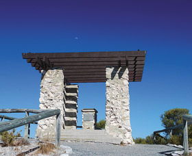 Vlamingh Lookout - Broome Tourism 0