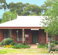 Stacey Studio Gallery  Almond Grove BB - Broome Tourism