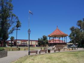 Gladstone Square - Broome Tourism 0