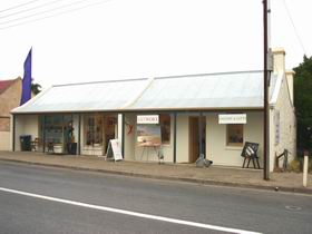 Goolwa Artworx Gallery - Broome Tourism 0