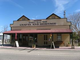 Dolly's Golden Raintree Craft And Heritage Centre - Broome Tourism 0