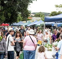 Willunga Farmers' Market - Broome Tourism
