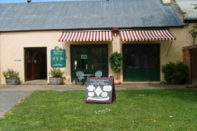 Richmond Tasting House - Broome Tourism 0