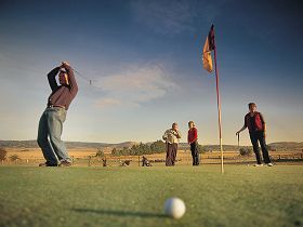 Ratho Farm & Golf - Broome Tourism 0
