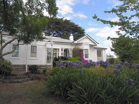 Home Hill - Broome Tourism 0
