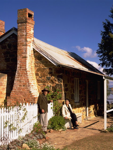 Blundells Cottage - Broome Tourism 0