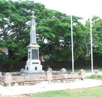 Graceville Memorial Park - Broome Tourism