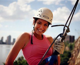 Kangaroo Point Cliffs - Broome Tourism 0