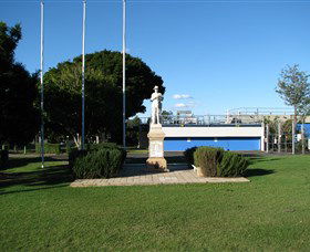 Oxley War Memorial - Broome Tourism 0