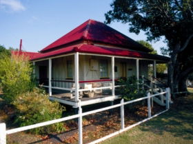 Mayes Cottage Museum - Broome Tourism 0