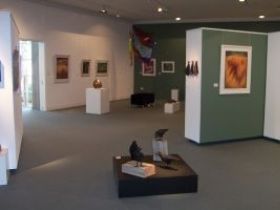 Warwick Art Gallery - Broome Tourism 0