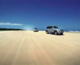 75 Mile Beach - Broome Tourism 0