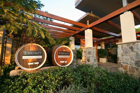 Sirromet Winery - Broome Tourism 1