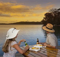 Kayaking on Tuross Lake - Broome Tourism