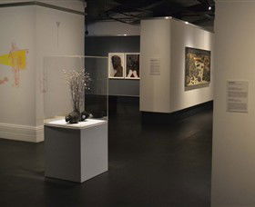 The Gallery At Bayside Arts And Cultural Centre - Broome Tourism 3