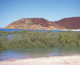 Hearsons Cove - Broome Tourism 0