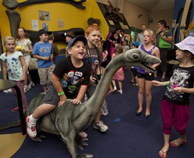 National Dinosaur Museum - Broome Tourism 0