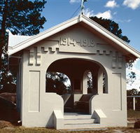 Stanthorpe Soldiers Memorial - Broome Tourism