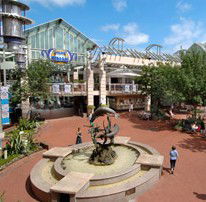 Warringah Mall - Broome Tourism 0