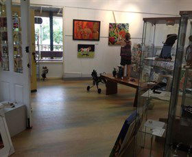 Ferry Artists Gallery - Broome Tourism 2