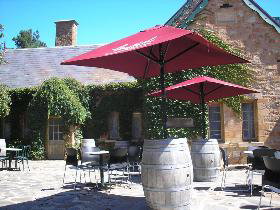 The Old Clarendon Inn And Millers Restaurant - Broome Tourism 1