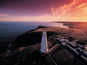 Cape Willoughby Lightstation - Cape Willoughby Conservation Park - Broome Tourism 0