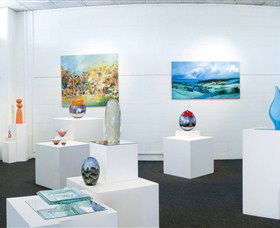 Framed Art Gallery - Broome Tourism 0