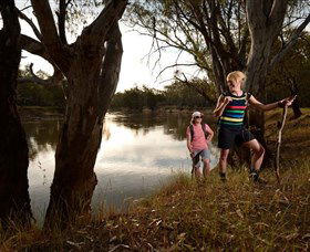 Narrandera Bike And Hike Track - Broome Tourism 0