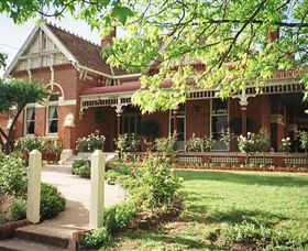 Antiques Of The Riverina - Antique Trail - Broome Tourism 1